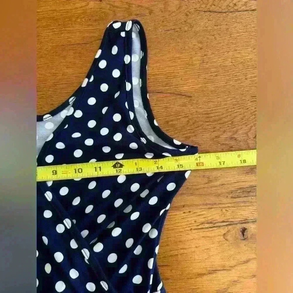 Wrap dress in polka dot navy and white by Caution To The Wind size Medium - Picture 11 of 13